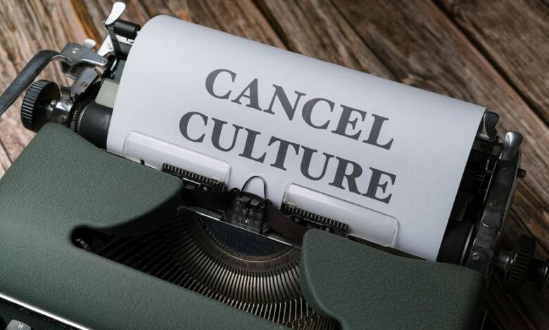 online culture and criticism